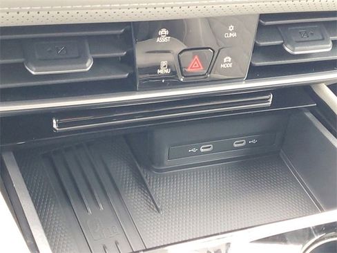 New 2025 Volkswagen Atlas SEL Premium R-Line image 34