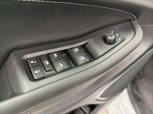 New 2026 Jeep Grand Cherokee L Limited AWD/4WD image 24