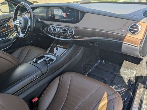 Used 2019 Mercedes-Benz S 560 4MATIC Sedan image 23