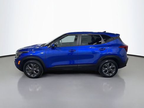 Used 2024 Kia Seltos LX AWD/4WD image 7