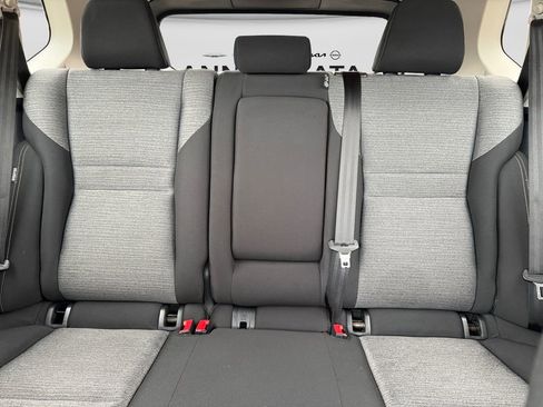 Certified 2023 Nissan Rogue SV image 16