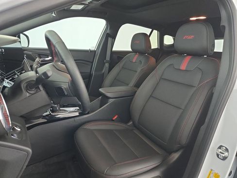 Used 2025 Chevrolet Trax RS w/ Sunroof Package image 25