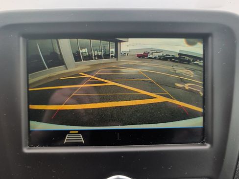 Used 2019 Chevrolet Equinox LT w/ Driver Convenience Package FWD image 14