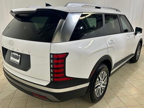Used 2026 Hyundai Palisade SEL Premium FWD image 5