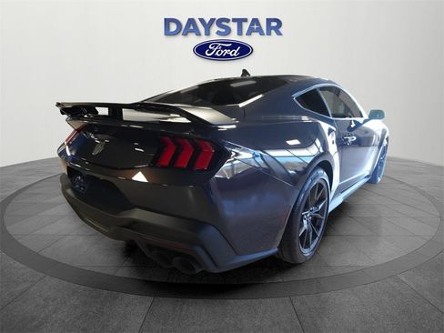 Used 2025 Ford Mustang Dark Horse image 4