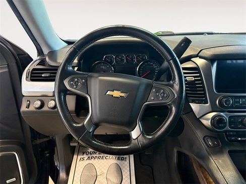 Used 2019 Chevrolet Suburban LT image 10