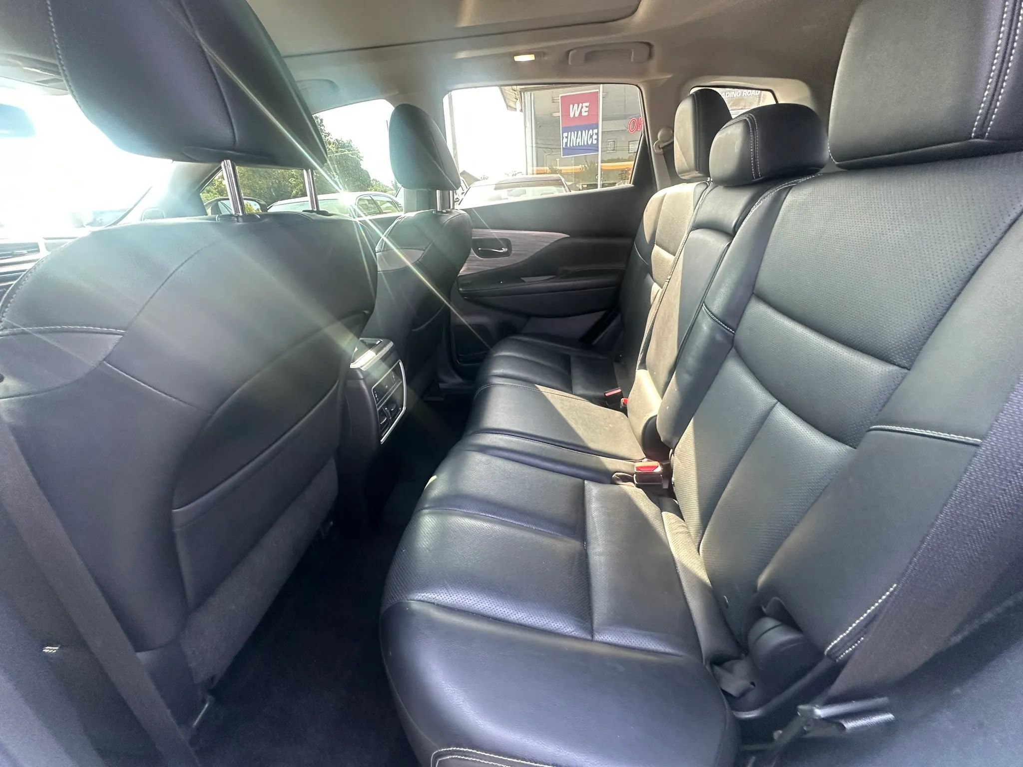 Used 2016 Nissan Murano Platinum w/ Platinum Technology Package AWD/4WD image 22
