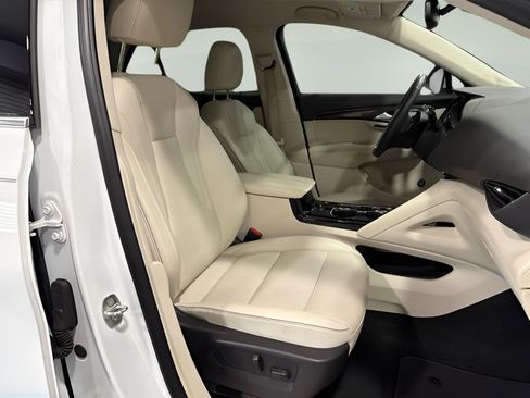 Used 2022 Buick Envision Essence w/ Technology Package I FWD image 14