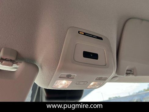 New 2026 Ford Transit 250 148 Medium Roof image 28