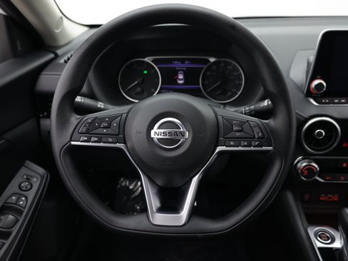 Used 2025 Nissan Sentra SV FWD image 30
