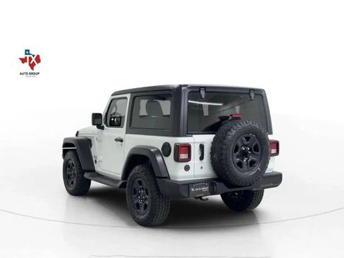 Used 2020 Jeep Wrangler Sport AWD/4WD image 4