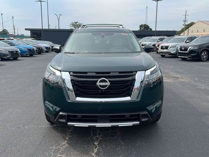 New 2025 Nissan Pathfinder SL