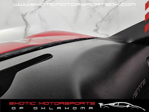 Used 2006 Chevrolet Corvette Convertible w/ Preferred Equipment Group RWD image 27