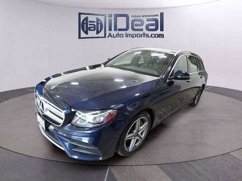 Used 2018 Mercedes-Benz E 400 4MATIC Wagon w/ Premium 1 Package image 1