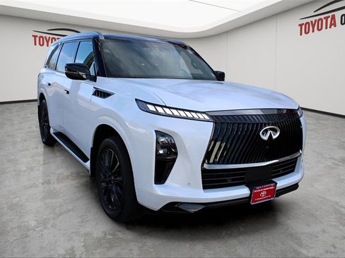 Used 2026 INFINITI QX80 Autograph w/ Premium Cargo Package image 5
