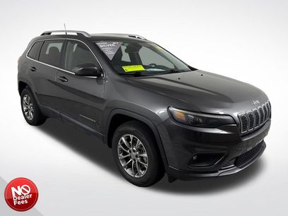 Used 2019 Jeep Cherokee Latitude Plus w/ Comfort/Convenience Group