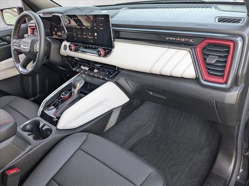 Certified 2024 GMC Canyon AT4X image 23