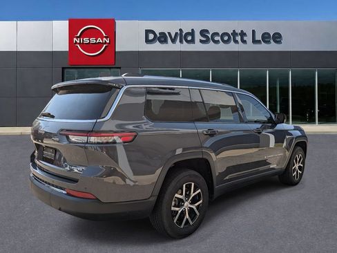 Used 2024 Jeep Grand Cherokee L Limited AWD/4WD image 33