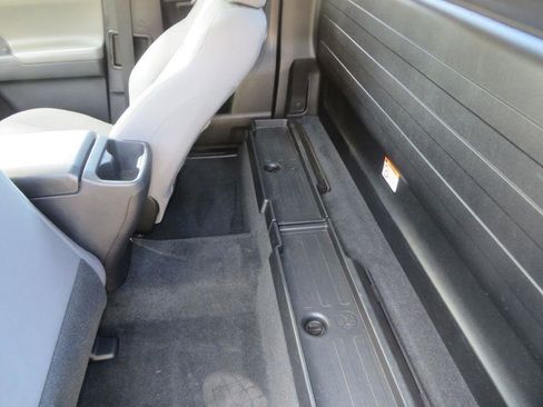 Used 2020 Toyota Tacoma SR image 23