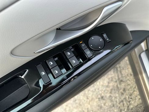 New 2026 Hyundai Tucson Limited image 11