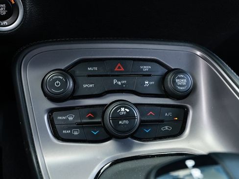 Used 2023 Dodge Challenger GT AWD/4WD image 17