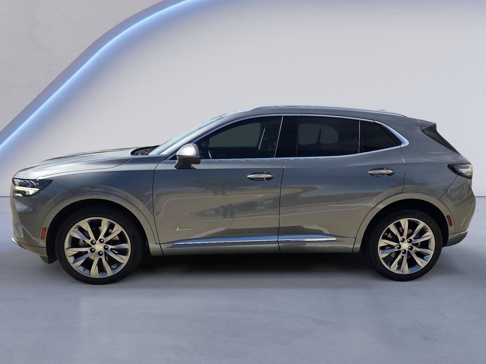 Used 2021 Buick Envision Avenir FWD image 2