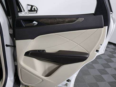 Used 2017 Lincoln MKC Reserve w/ Lincoln MKC Climate Package image 19