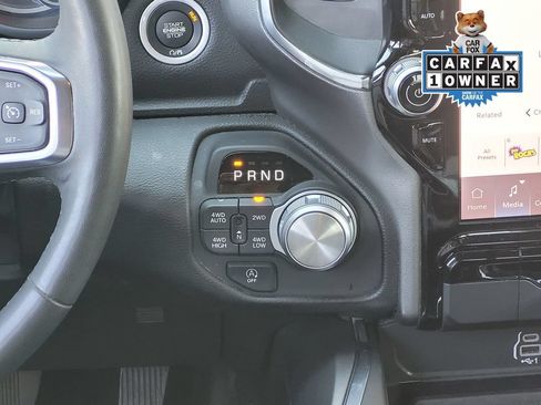 Used 2025 RAM 1500 Laramie AWD/4WD image 15