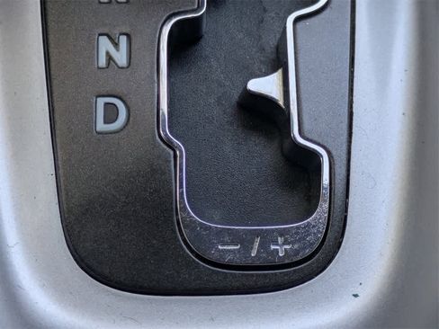 Used 2016 Dodge Journey SE w/ Flexible Seating Group image 24