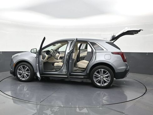 Used 2024 Cadillac XT5 Premium Luxury FWD image 31