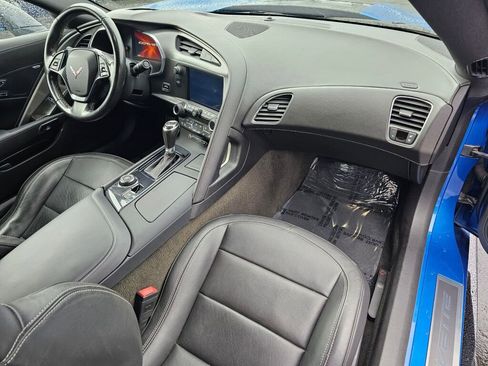 Used 2015 Chevrolet Corvette Stingray Coupe image 11