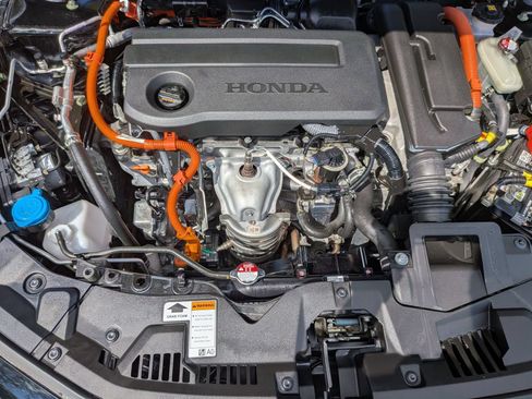 Used 2023 Honda Accord Sport image 38