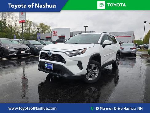 Certified 2024 Toyota RAV4 LE AWD/4WD image 1