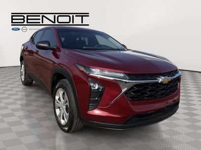 Used 2024 Chevrolet Trax LS w/ Driver Confidence Package