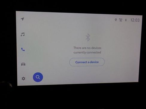 Certified 2023 Toyota Highlander XLE image 28