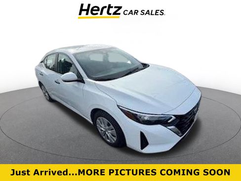 Used 2025 Nissan Sentra S image 1