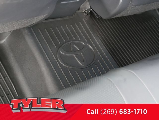 Used 2023 Toyota Venza Limited AWD/4WD image 40