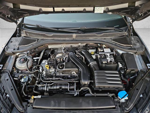 Used 2025 Volkswagen Jetta SE FWD image 23