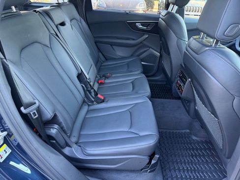 Certified 2025 Audi Q7 3.0T Prestige image 29