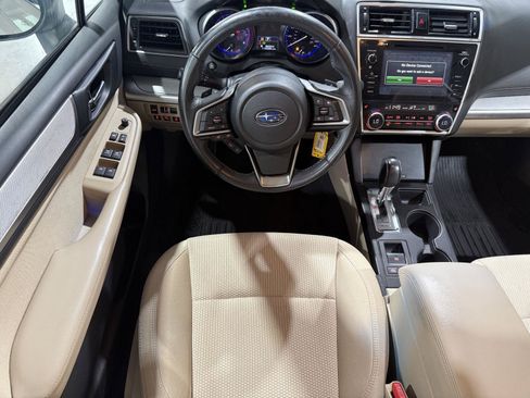 Used 2018 Subaru Outback 2.5i Premium AWD/4WD image 15