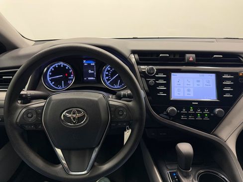 Used 2020 Toyota Camry LE FWD image 18
