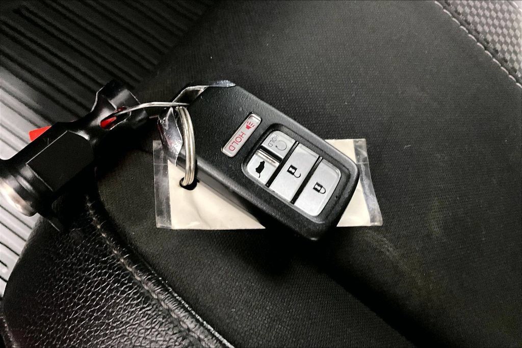 Used 2020 Honda Civic Sport image 10