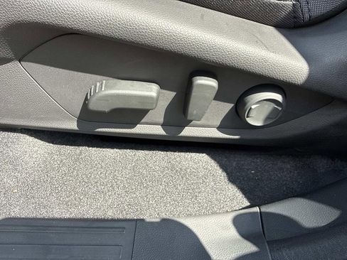 New 2026 Subaru Forester Premium AWD/4WD image 24