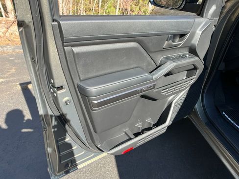 New 2026 Toyota Tacoma TRD Off-Road AWD/4WD image 11