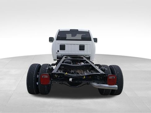 New 2026 RAM 3500 Tradesman AWD/4WD image 4