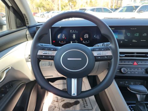 New 2026 Hyundai Tucson SE image 11