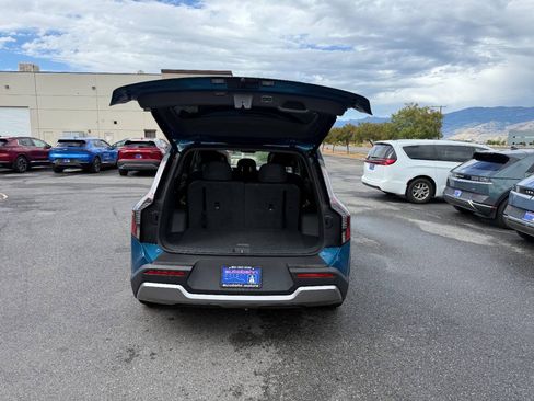 Used 2024 Kia EV9 Wind AWD/4WD image 18