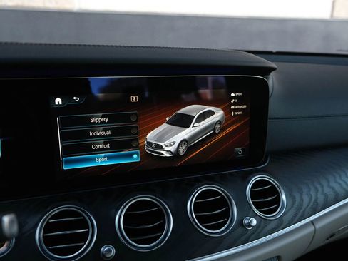 Used 2021 Mercedes-Benz E 53 AMG 4MATIC Sedan w/ Exterior Lighting Package image 49