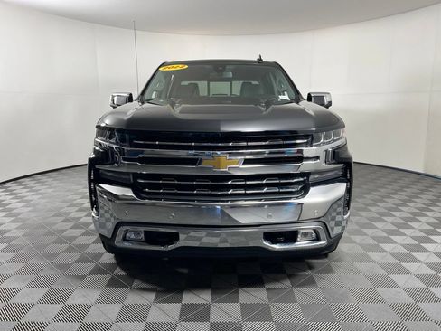Used 2022 Chevrolet Silverado 1500 LTZ w/ LTZ Premium Package AWD/4WD image 19