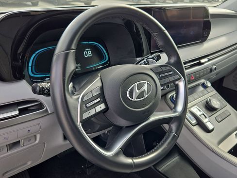 Used 2025 Hyundai Palisade SEL image 17